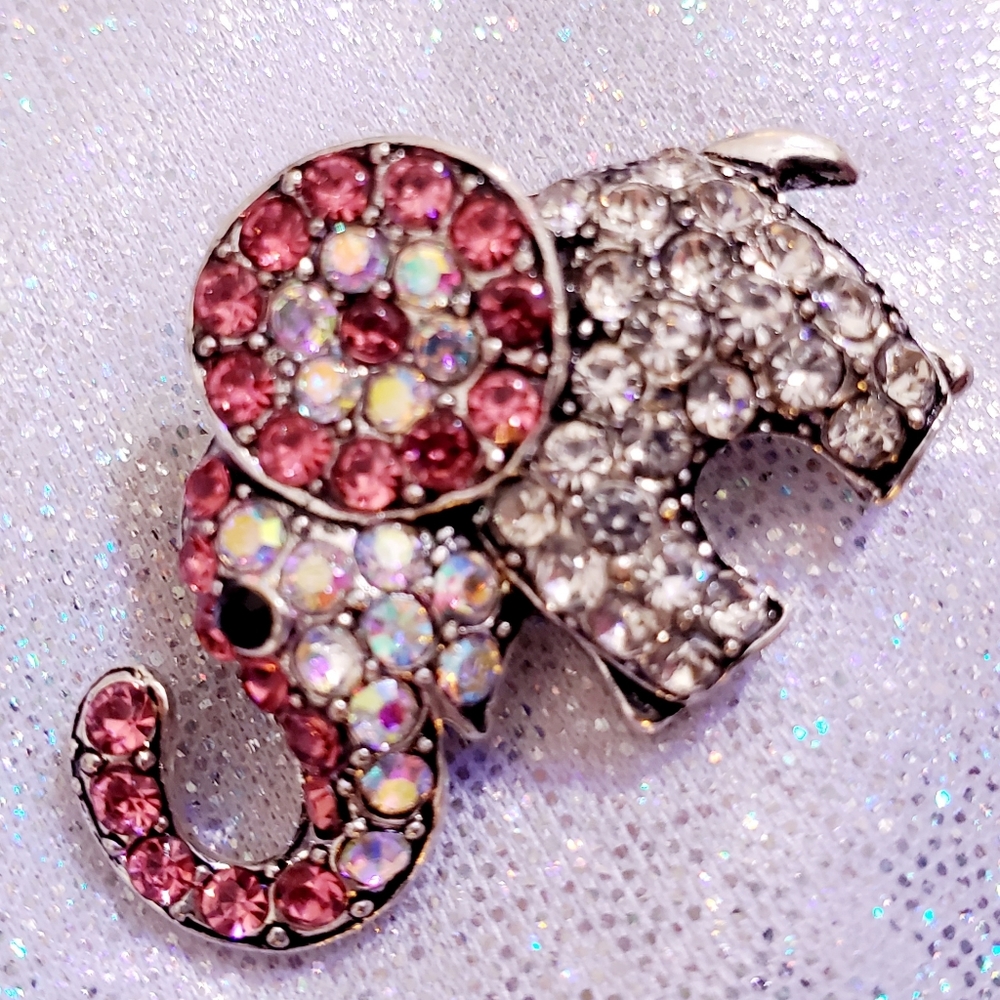 Silver Pink and white crystal elephant brooch - Picture 10 of 10